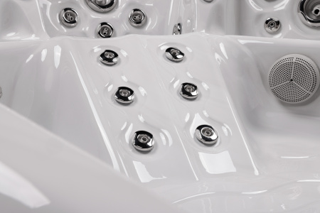 Гидромассажный спа бассейн NordicSpa Khed (Хед)