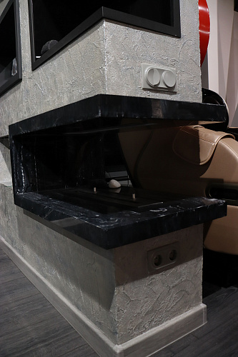 Торцевой сквозной биокамин Firezo Estremita Finestra Marmo (выставочный образец)